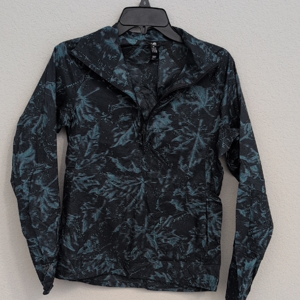 Mountain Hardwear Black and Teal Patterned Jacket